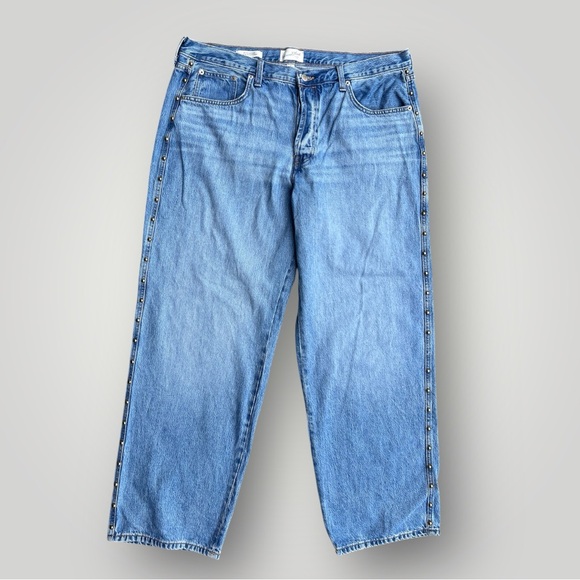 Universal Thread Denim - Universal Thread Baggy Studded Jeans Women 16 Mid Rise Light Wash Denim